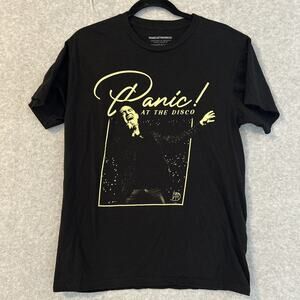 Panic! At The Disco Shirt Mens Large Black Brendon Urie Graphic Tee 2022 Band L
